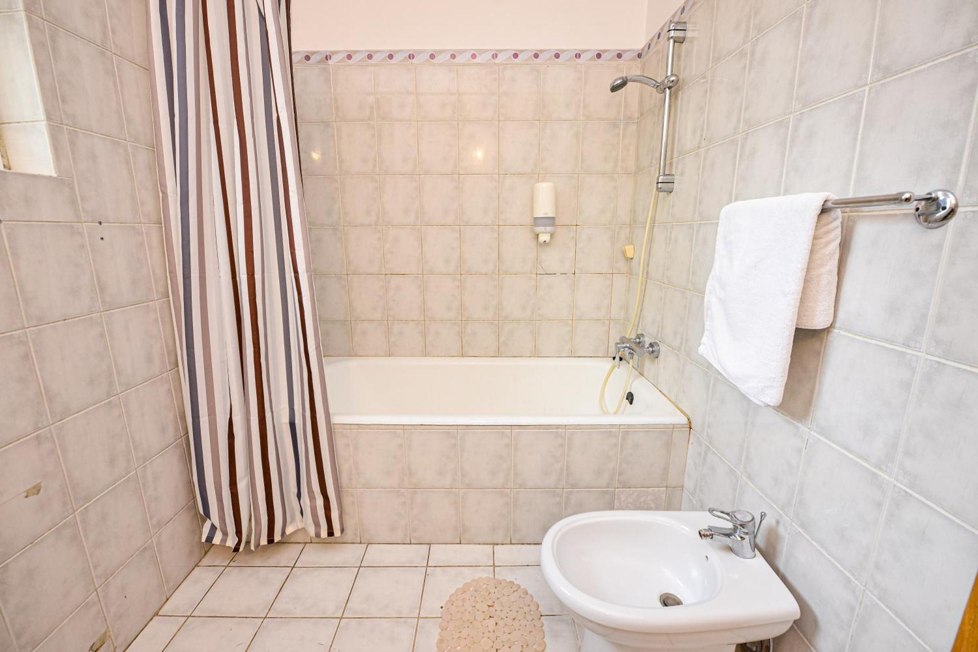 The Lincoln Suites - Central Shabbat Friendly Apartments Bukareszt Zewnętrze zdjęcie